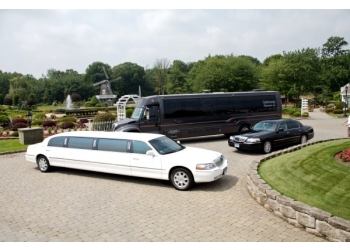 Waterbury limo service Gateway Limousine