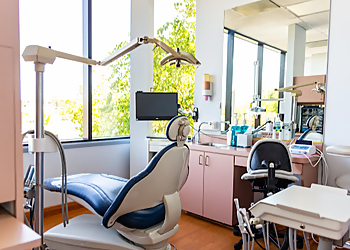 Concord Cosmetic Dentists Gavin Ewing, DDS - SMILE MAKERS DENTAL CARE