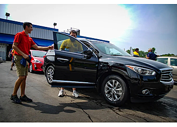 General Grant Car Wash and Detail Center - St Louis, MO Auto Detailing Services - Workplace Image