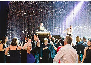 Minneapolis Djs GenerationNOW DJ Entertainment