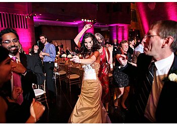 Minneapolis Djs GenerationNOW DJ Entertainment