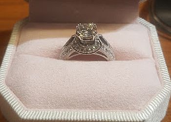 Cincinnati Jewelry Genesis Diamonds