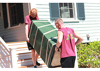 Providence Moving Companies Gentle Giant Moving Company