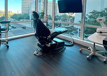 Geoffrey A. Jackson, DDS - JACKSON DENTAL - Tampa, FL Cosmetic Dentists - Clinic Interior Image
