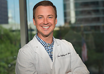 Geoffrey A. Jackson, DDS - JACKSON DENTAL, PA Tampa Cosmetic Dentists image 1