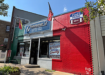 Gianna's Family Deli - Yonkers, NY Caterers - Restaurant Exterior Image