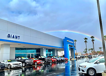 Giant Chevrolet Visalia Car Dealerships image 1