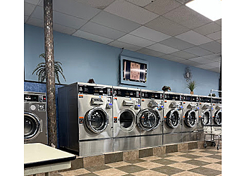 Minneapolis Laundromats Giant Express Laundromat