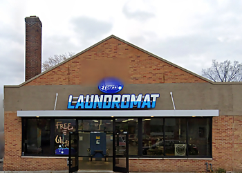 Minneapolis Laundromats Giant Express Laundromat