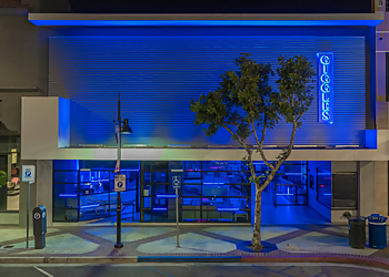Giggles Night Club Glendale Night Clubs image 1