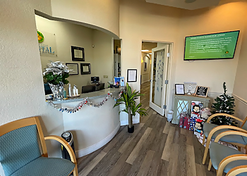 Coral Springs Cosmetic Dentists Gili Litwack, DDS - CREEKSIDE DENTAL EXCELLENCE