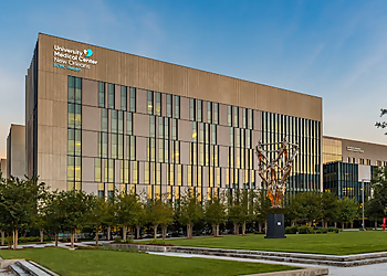 New Orleans Endocrinologists Gina L. Cosentino, MD - LCMC HEALTH