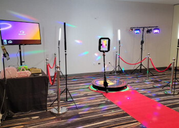 Aurora Photo Booth Companies GlamSpin Photo Booth Rentals