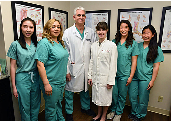 Inglewood Pain Management Doctors Glenn M. Lipton, MD