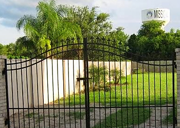 Yonkers Fencing Contractors Globe Fence & Railings Inc.