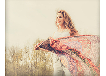 Gloria - RISE N SHINE   Scottsdale Hypnotherapy image 1
