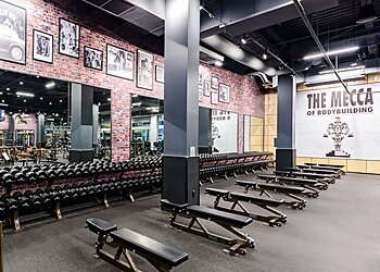 Gold’s Gym Long Beach Long Beach Gyms image 1