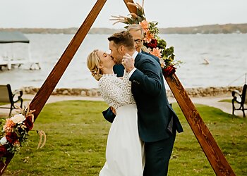 Milwaukee Videographers Good Feeling Films