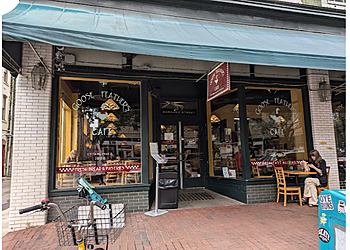 Savannah Cafe Goose Feathers Cafe