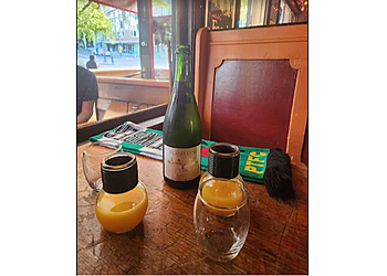 Portland Pubs Goose Hollow Inn