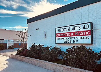 Bakersfield Plastic Surgeon Gordon M. Mitts, MD - MITTS PLASTIC SURGERY