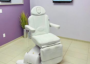 Henderson Cosmetic Dentists Grace Chung, DDS - SMILE SHOP DENTAL