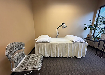 Grace Family Acupuncture - Overland Park, KS Acupuncture - Treatment Room Image