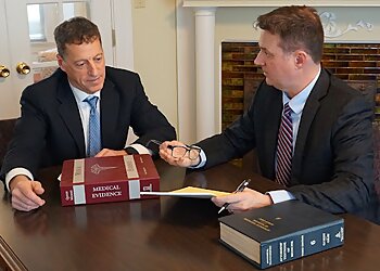 Springfield Personal Injury Lawyers Grady E. Holley - HOLLEY, ROSEN & BEARD, LLC