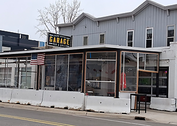 Grand Rapids Sports Bars Grand Rapids Garage Bar & Grill