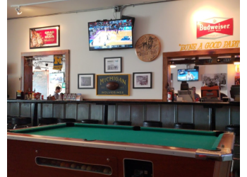 3 Best Sports Bars in Grand Rapids, MI - Expert Recommendations