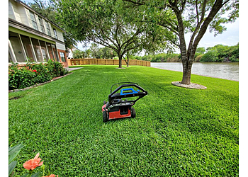 Brownsville Lawn Care Services Green Garden Lawn Care Service