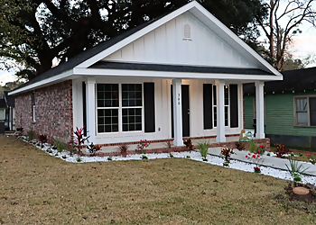 Mobile Landscaping Companies Green Magic Landscape LLC.