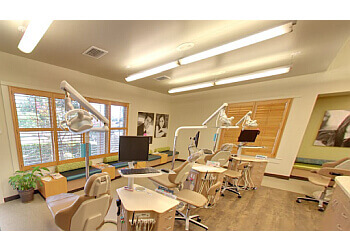 Fresno Orthodontists Greg Nalchajian, DDS - NALCHAJIAN ORTHODONTICS