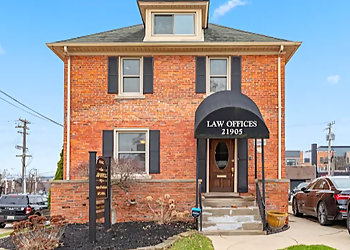 Detroit DUI Lawyers Gregory J. Boulahanis - BOULAHANIS & ASSOCIATES