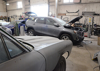 3 Best Auto Body Shops in Joliet, IL - GregsBoDyShop Joliet IL 2