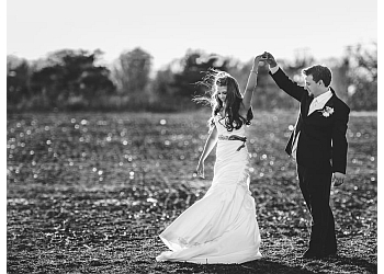 Greyes Photography - Elgin, IL Wedding Photographers - Portrait