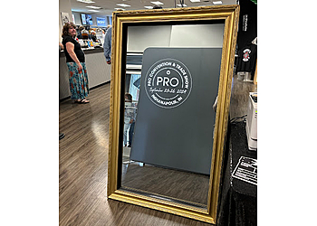 Indianapolis Photo Booth Companies Grin and Booth It