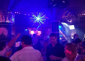 Oklahoma City Night Clubs Groovy's