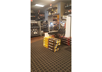 Guitar Center Little Rock - Little Rock, AR Music Schools - Interior Image