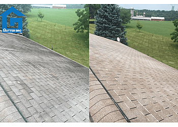 Gutter Bro Team - Atlanta, GA Gutter Cleaners - Service Image