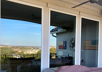 Gwyndow's Window Cleaning Gwyndow's Window Cleaning - Austin, TX Window Cleaners - Service Image