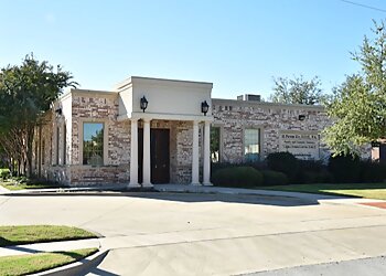 Fort Worth Cosmetic Dentists H. Peter Ku, DDS, P.A