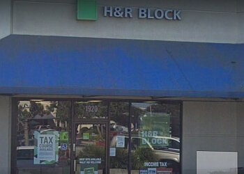 H&R Block - Salinas Salinas Tax Services