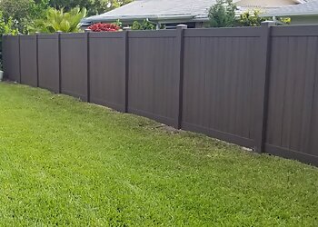 St Petersburg Fencing Contractors Hage Fence Repair of Tampa Bay