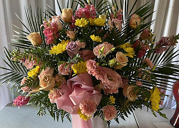 Downey Florists Hala's Flowers & Friends