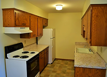 Rockford Apartments For Rent Halsted Park Apartments and Townhomes