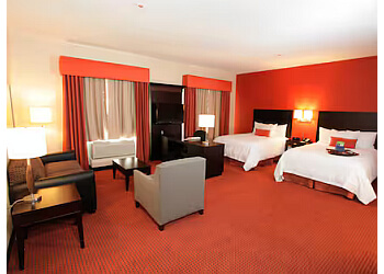 Hampton Inn & Suites Phoenix Chandler-Fashion Center AZ - Chandler, AZ Hotels - Hotel Room Image
