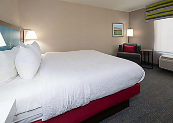 Visalia Hotels Hampton Inn Visalia