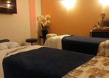 Philadelphia Massage Therapy Hand & Stone Massage and Facial Spa