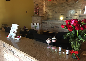 Hand & Stone Massage and Facial Spa - Toledo, OH Spas - Salon Interior Image